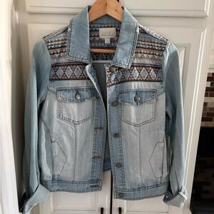 hinge Light Blue Denim Jacket with Geometric Embroidered Yoke